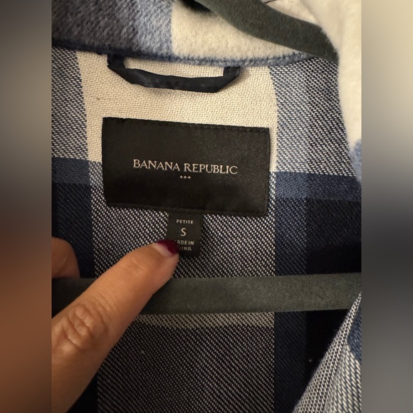 Banana republic shacket - Picture 3 of 4